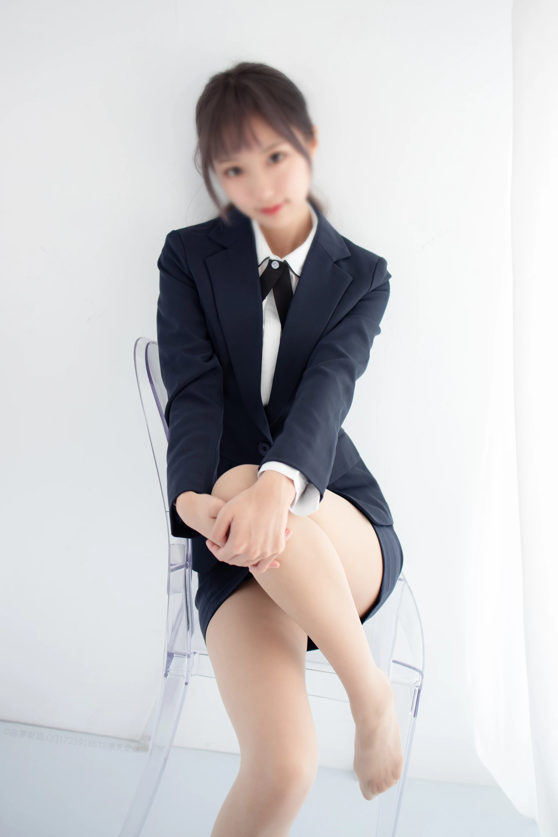 森萝财团 X-050-DZ [146P1V-2.85G]制服, 森萝财团, 美腿, 肉丝