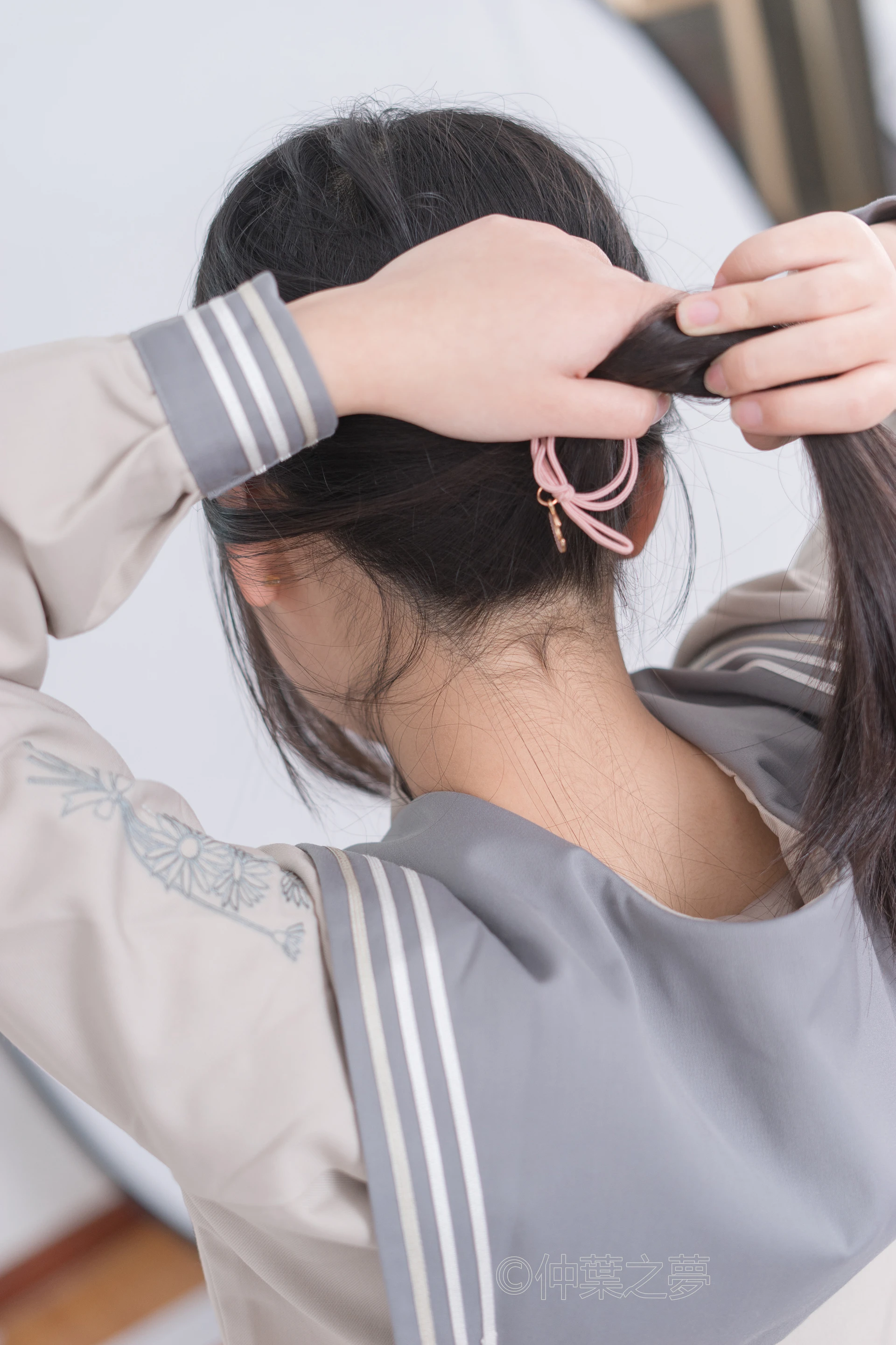 轻兰映画 Grand.008 [81P-307M]白丝, 美腿, 美足, 轻兰映画