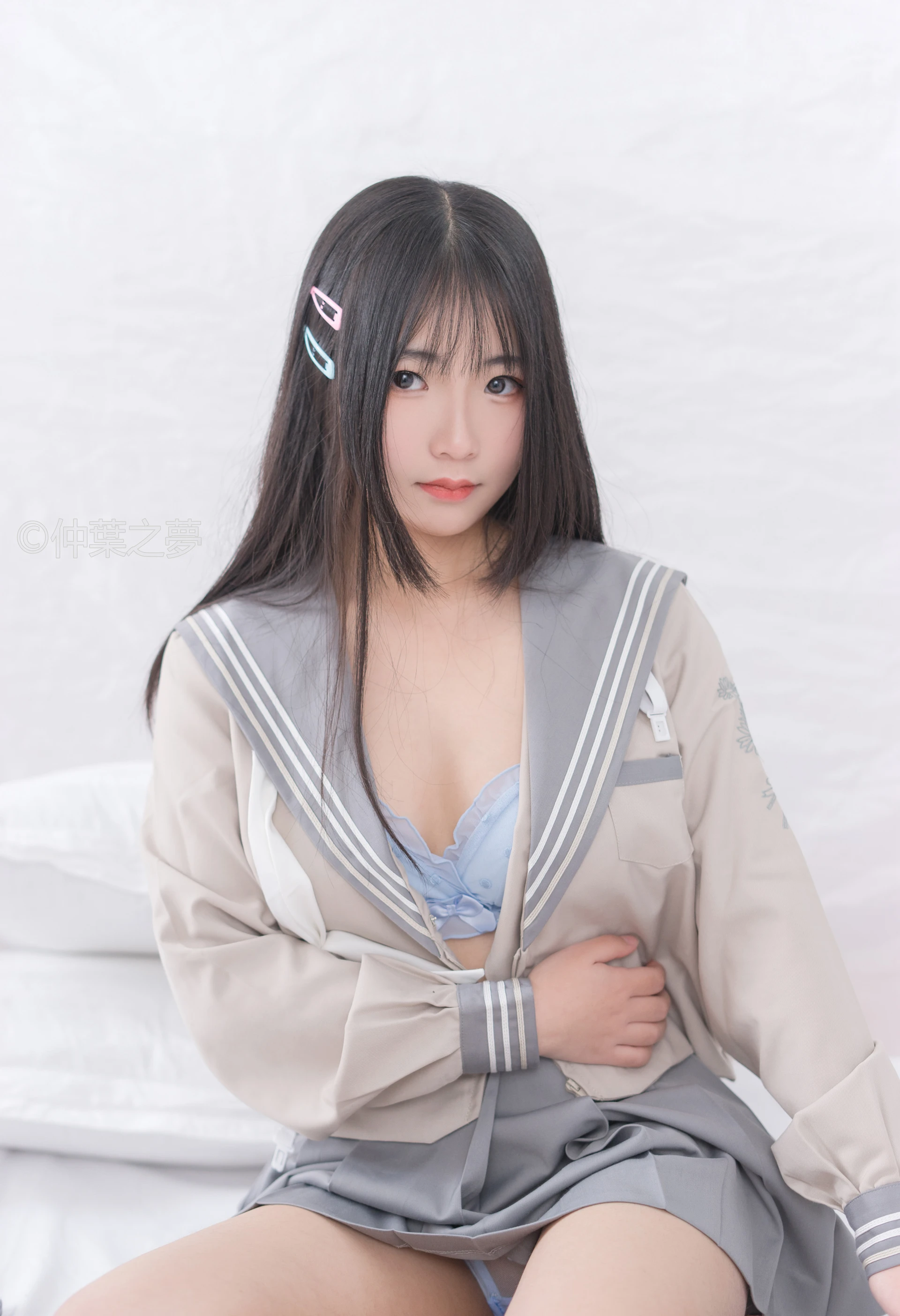 轻兰映画 Grand.008 [81P-307M]白丝, 美腿, 美足, 轻兰映画