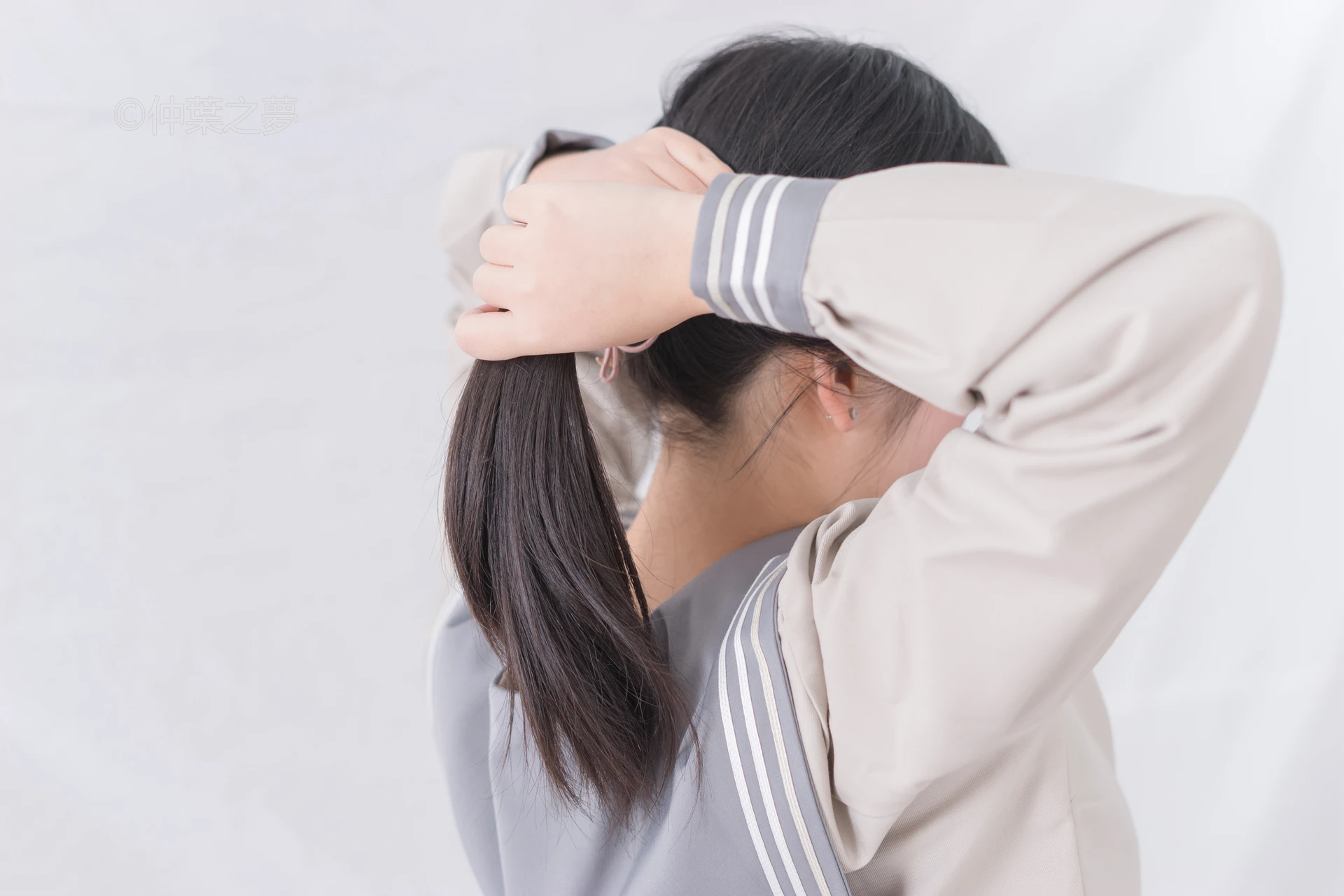 轻兰映画 Grand.008 [81P-307M]白丝, 美腿, 美足, 轻兰映画