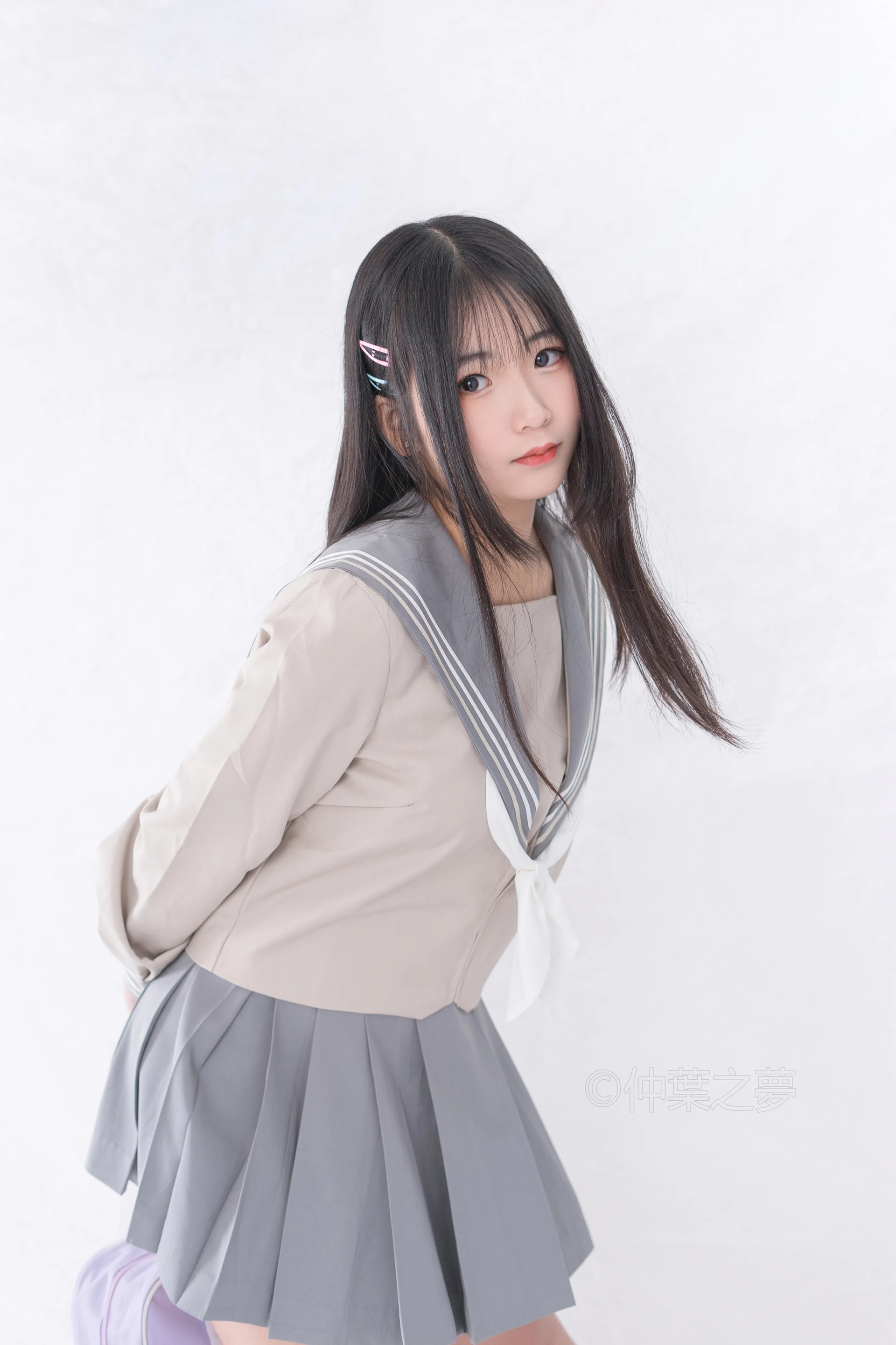 轻兰映画 Grand.008 [81P-307M]白丝, 美腿, 美足, 轻兰映画