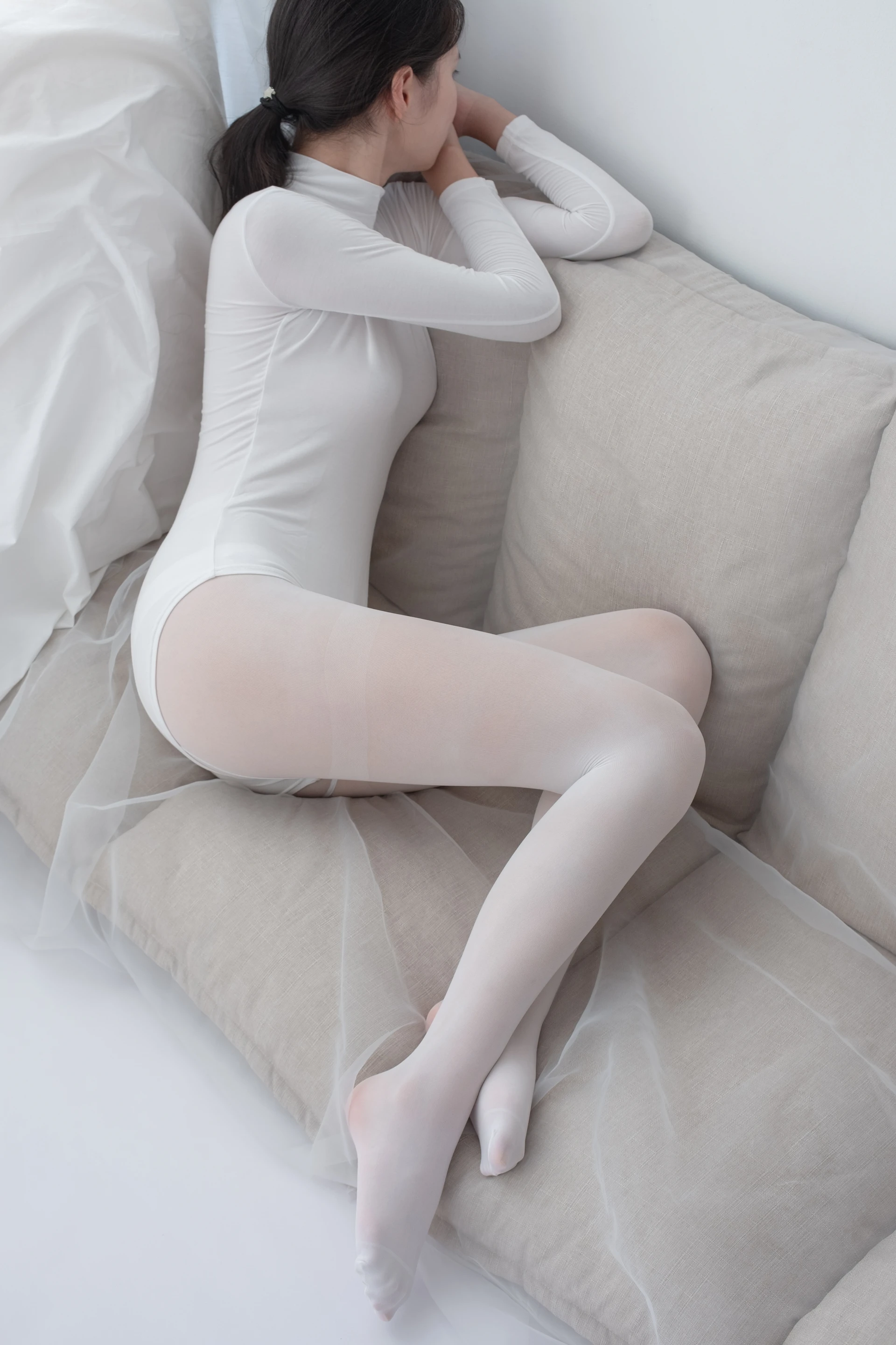 爱花写真 ALPHA-007 [156P-1.39G]可爱, 森萝财团, 爱花写真, 白丝, 美腿, 美足