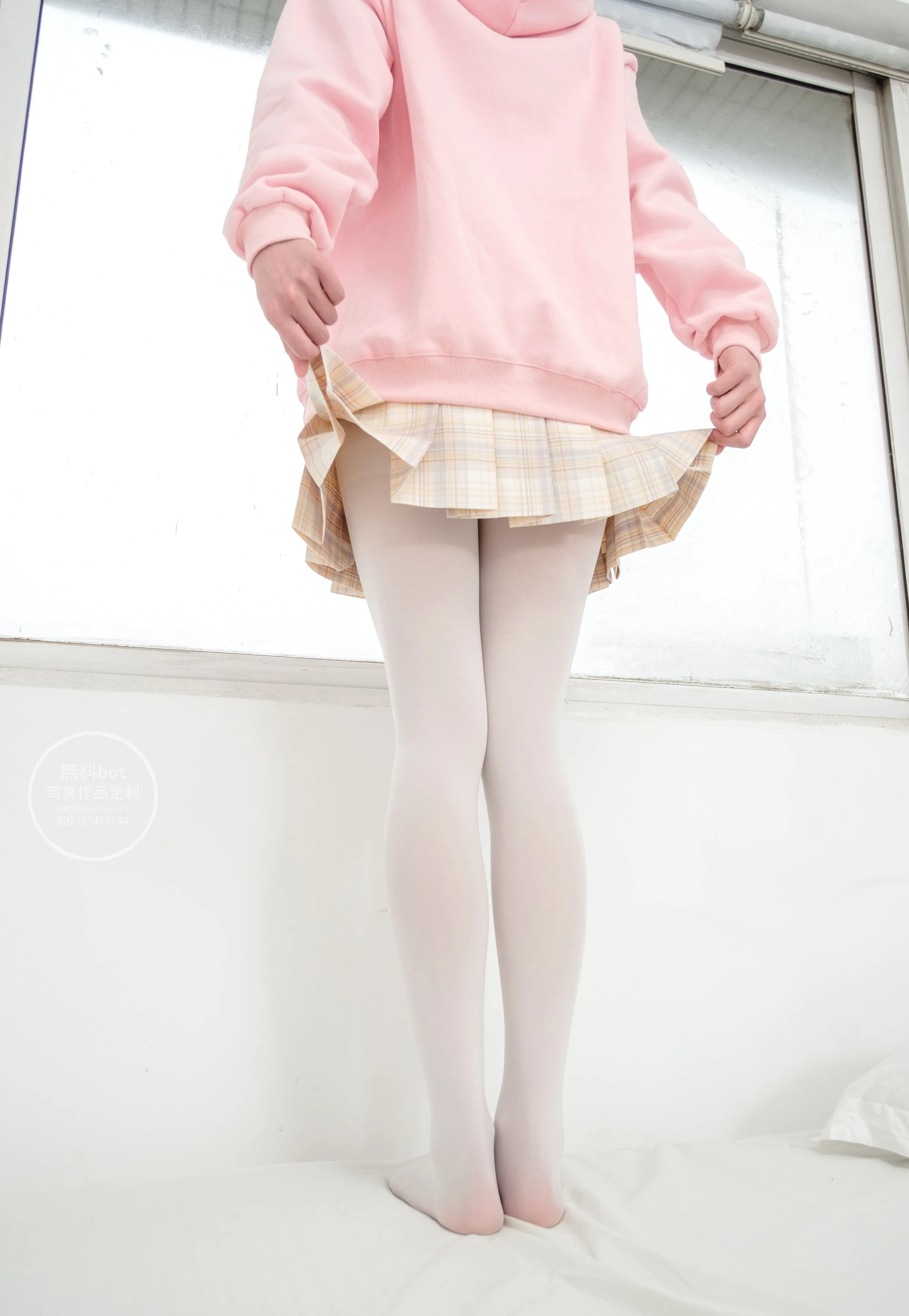 森萝财团 有料-25 [51P1V-829M]JK, JK制服, 可爱, 学生装, 有料, 校服, 森萝财团, 白丝, 美腿, 美足