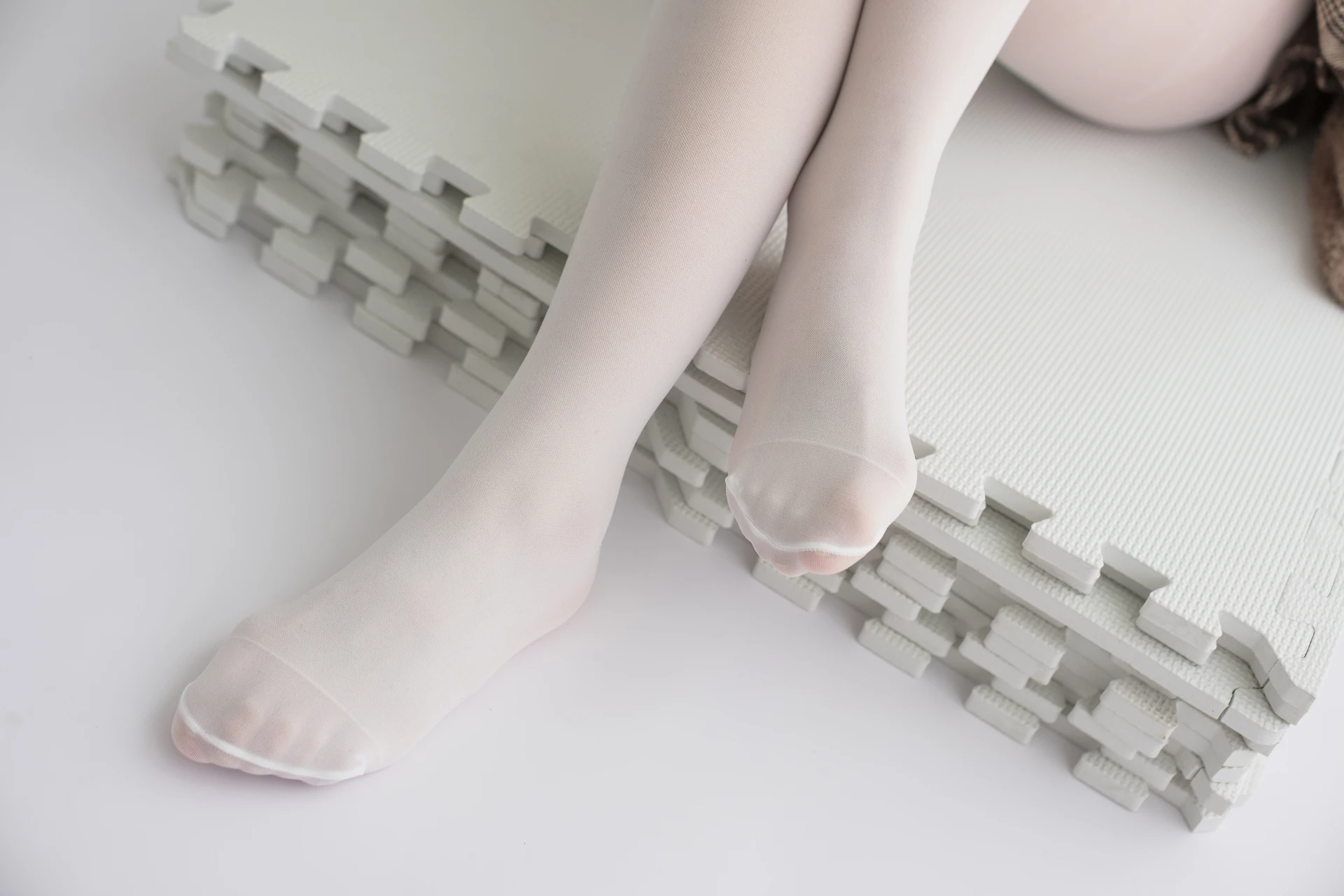 森萝财团 X-006 [99P1V-1.65G]白丝, 美腿, 美足