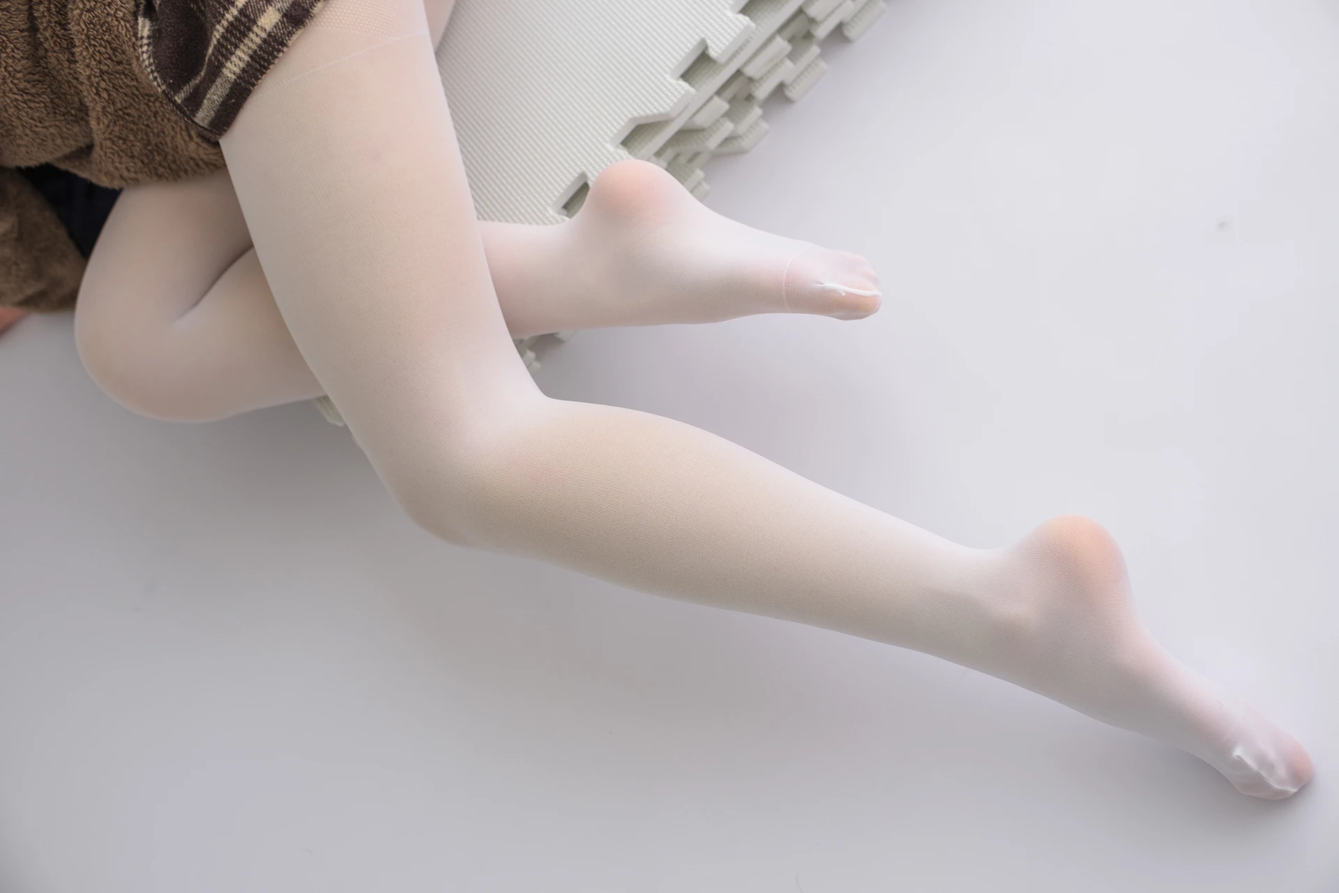 森萝财团 X-006 [99P1V-1.65G]白丝, 美腿, 美足
