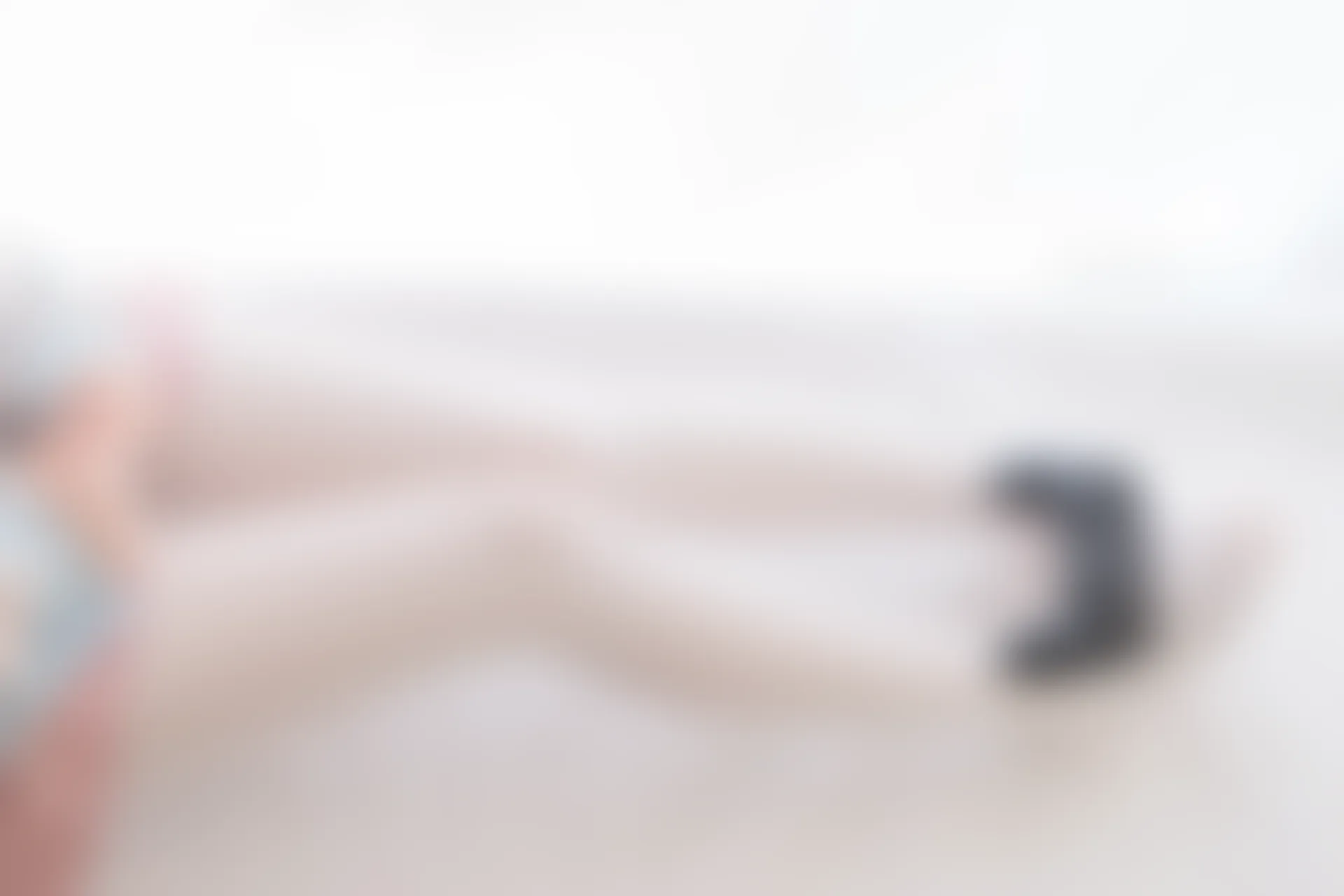 轻兰映画 Grand.007 [128P-696M]白丝, 美腿, 美足, 轻兰映画