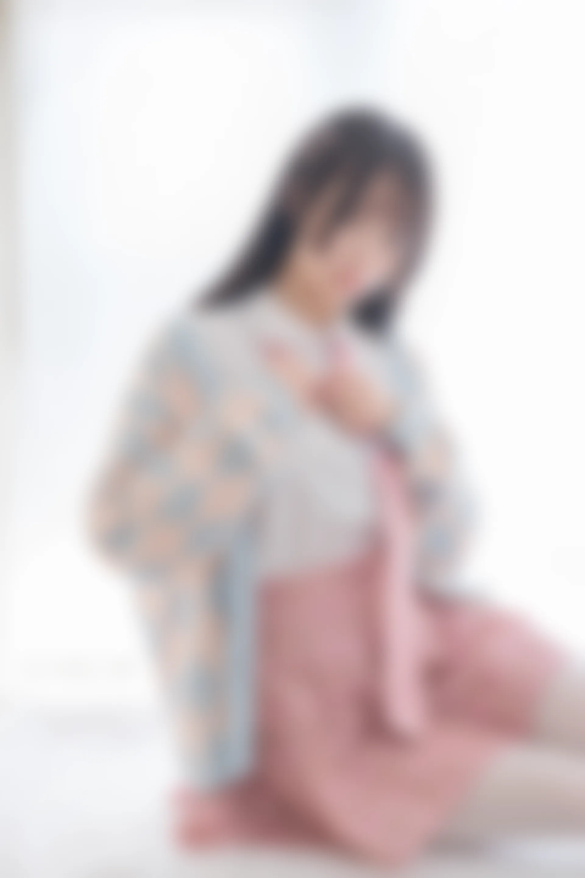 轻兰映画 Grand.007 [128P-696M]白丝, 美腿, 美足, 轻兰映画