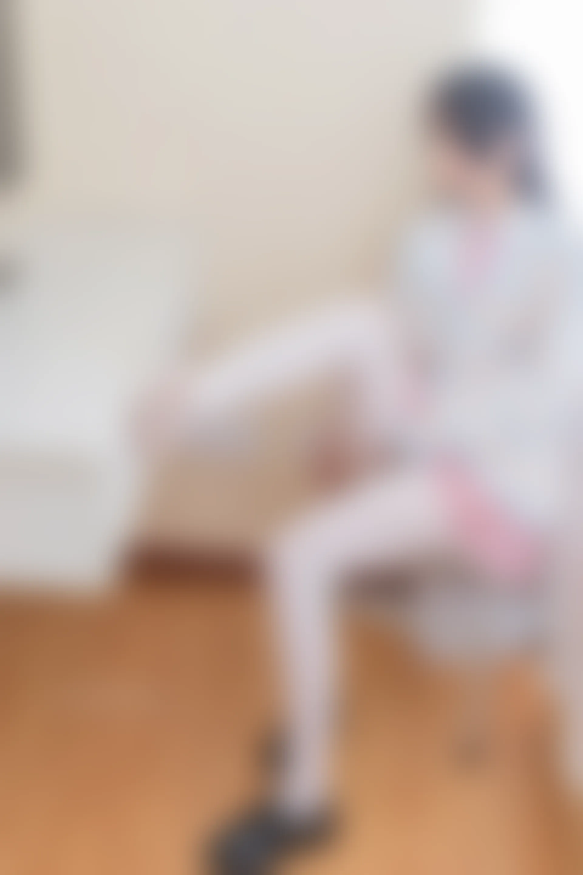 轻兰映画 Grand.007 [128P-696M]白丝, 美腿, 美足, 轻兰映画