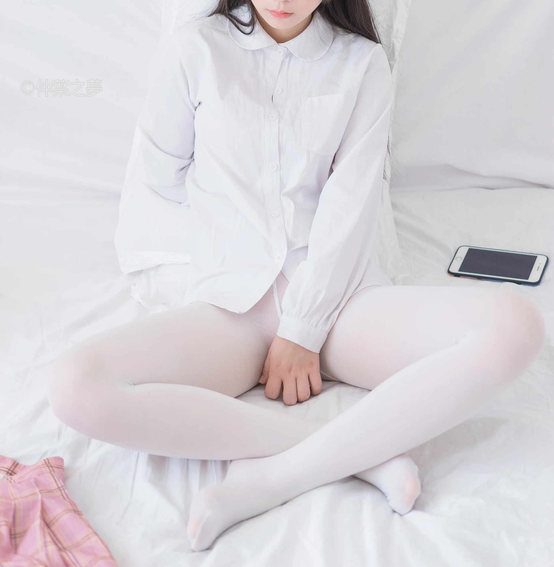 轻兰映画 Grand.007 [128P-696M]白丝, 美腿, 美足, 轻兰映画