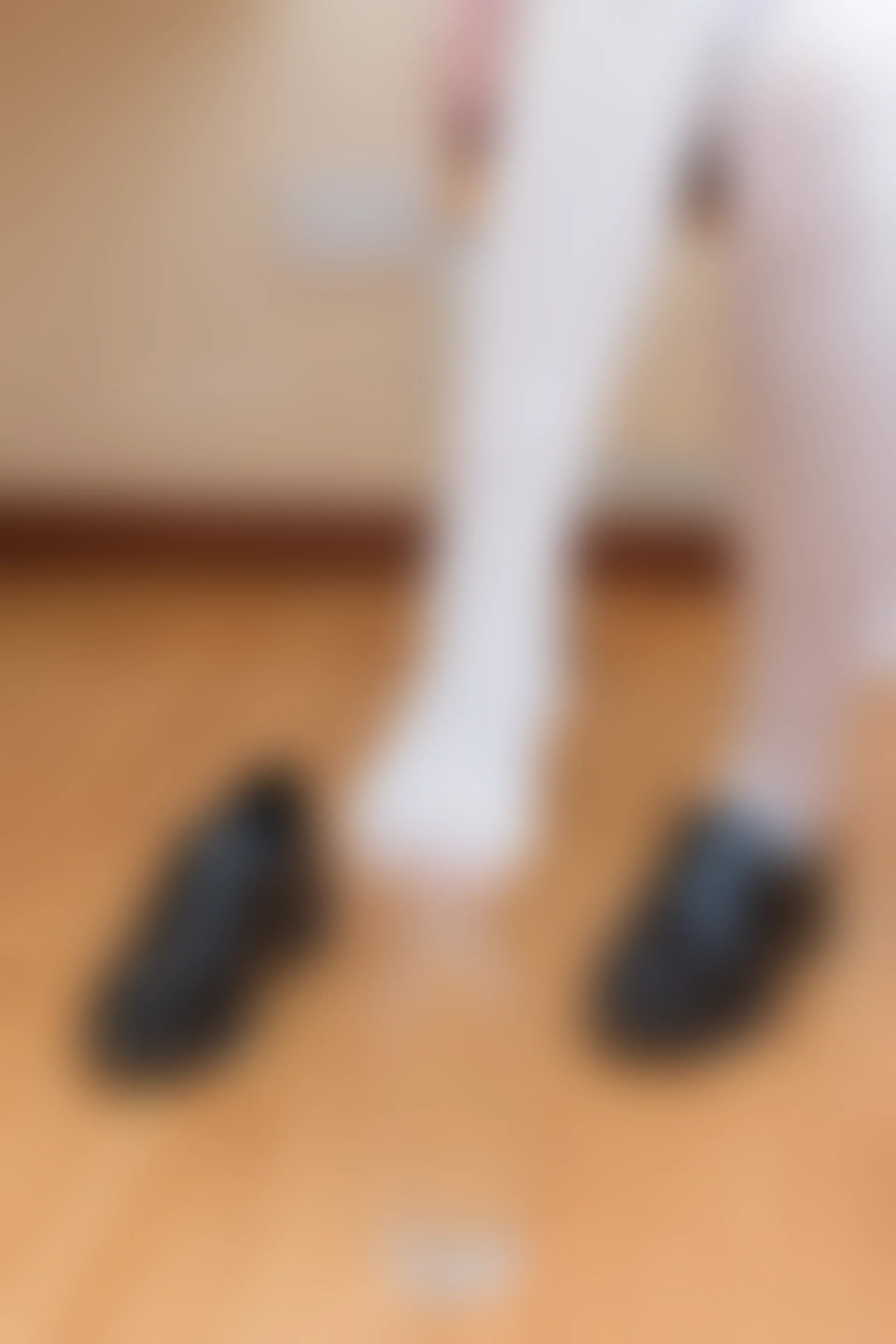 轻兰映画 Grand.007 [128P-696M]白丝, 美腿, 美足, 轻兰映画