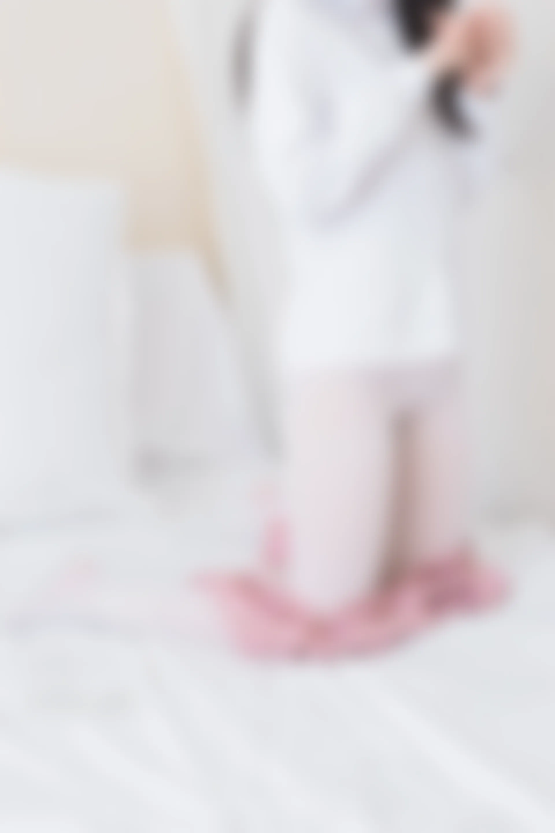 轻兰映画 Grand.007 [128P-696M]白丝, 美腿, 美足, 轻兰映画