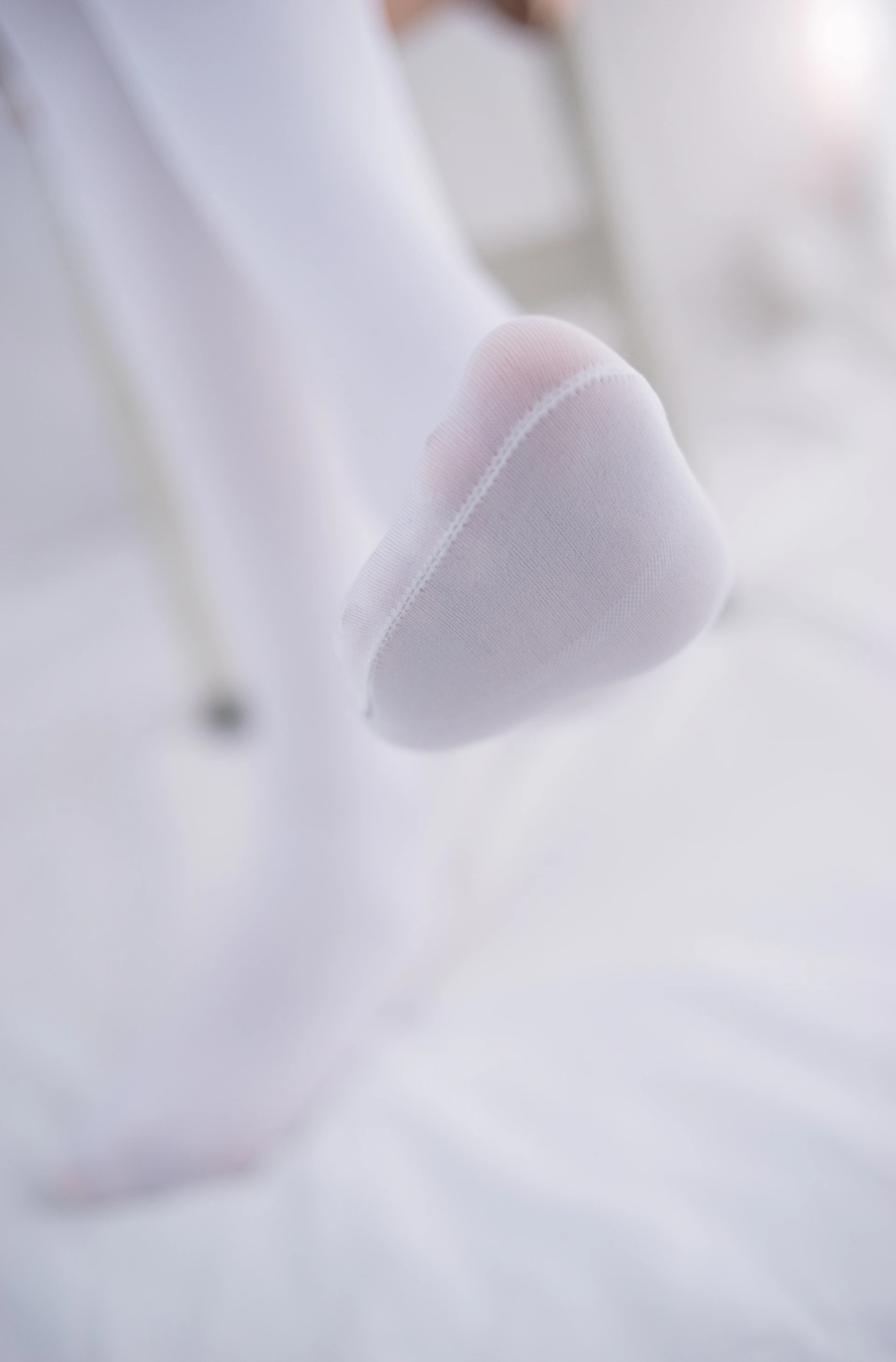 轻兰映画 SPL.006 [112P-867M]白丝, 美腿, 美足, 轻兰映画