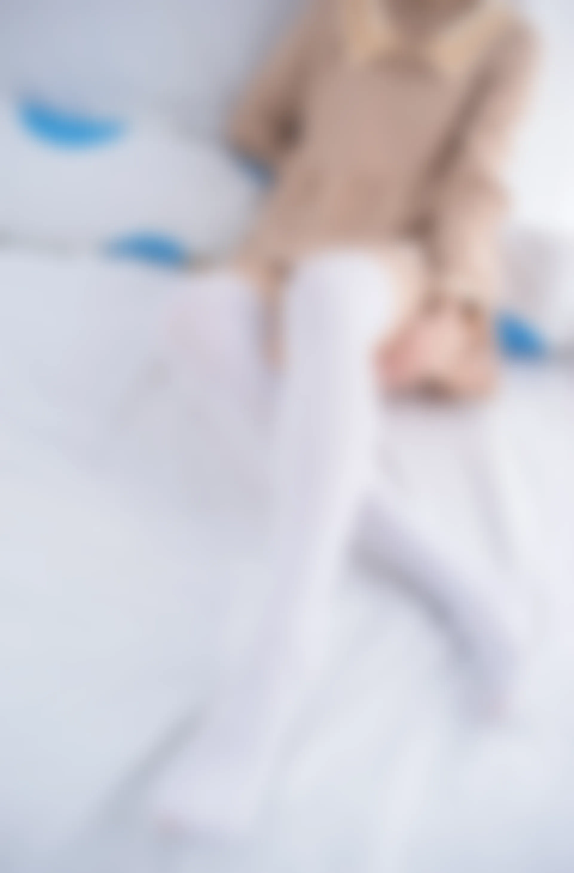 轻兰映画 SPL.006 [112P-867M]白丝, 美腿, 美足, 轻兰映画