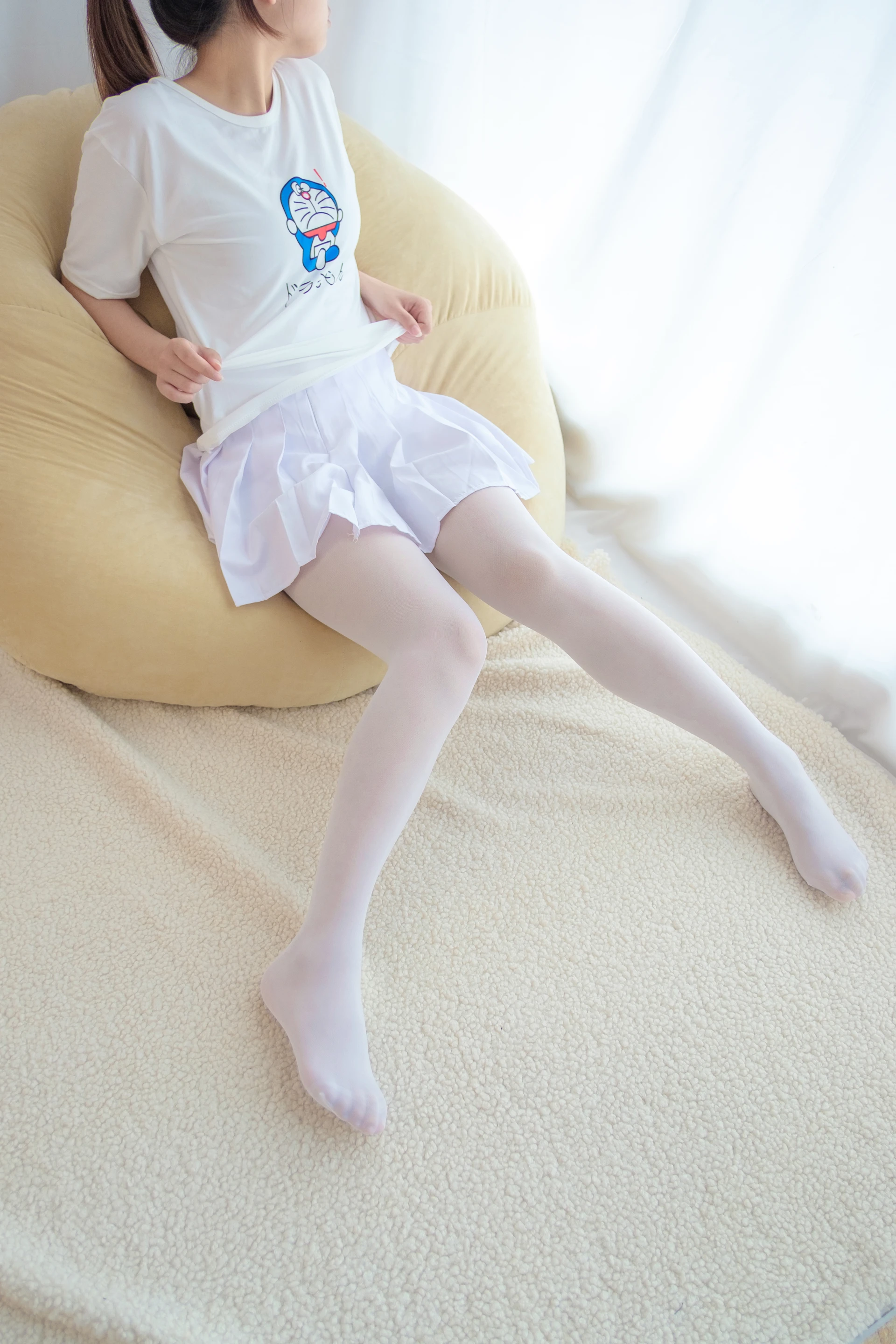 森萝财团 R15-006 [71P-392M]可爱, 森萝财团, 白丝, 美腿, 美足