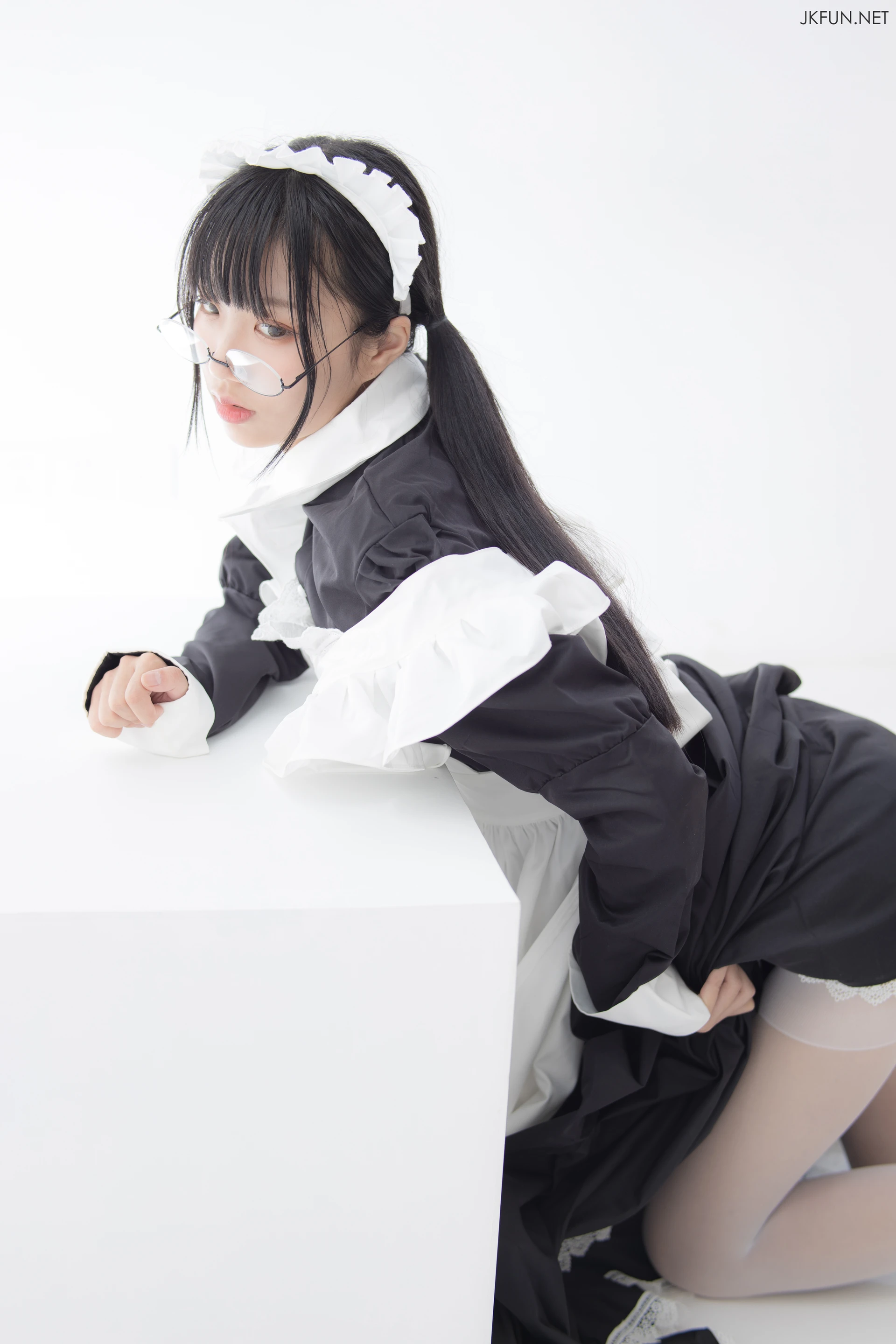 JKFUN-017 [127P1V-2.31G]JKFUN, 女仆装, 森萝财团, 白丝, 美腿