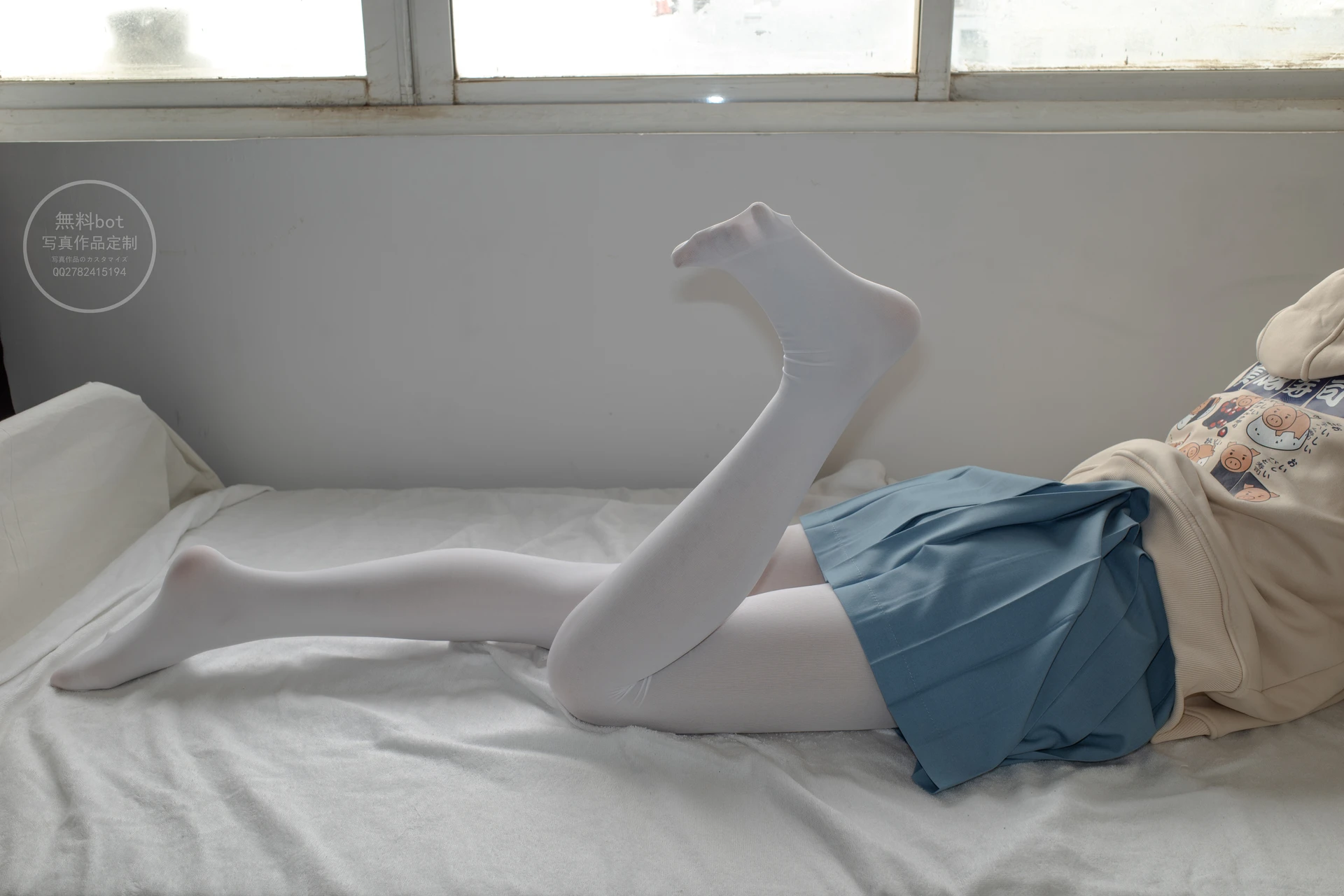 森萝财团 有料-24 [83P-970M]JK, JK制服, 可爱, 学生装, 有料, 校服, 森萝财团, 白丝, 美腿, 美足