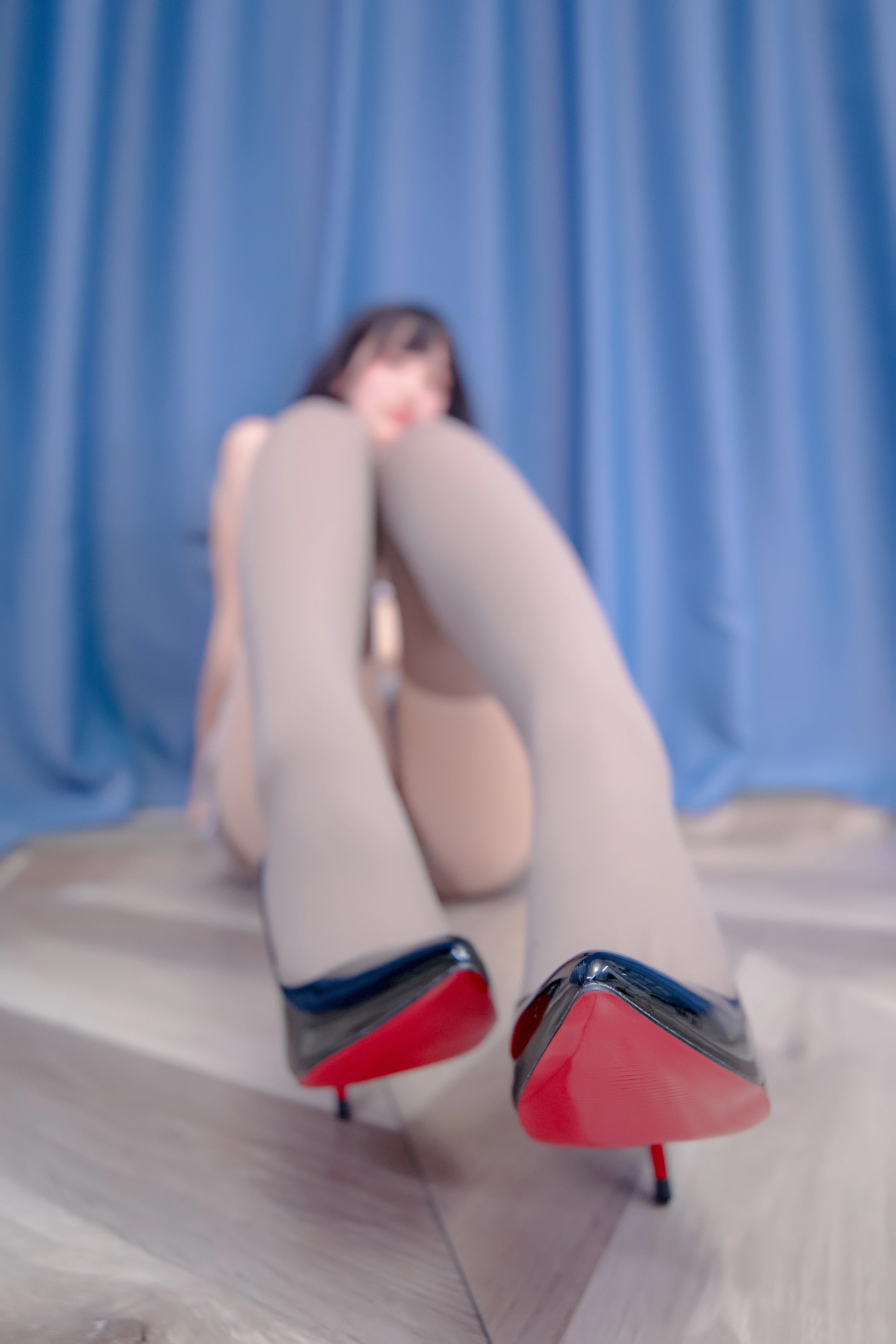 楽坂真冬 第四季 序号6：《熊少女》 [75P-263MB]内衣, 灰丝, 神楽坂真冬, 美腿, 美足