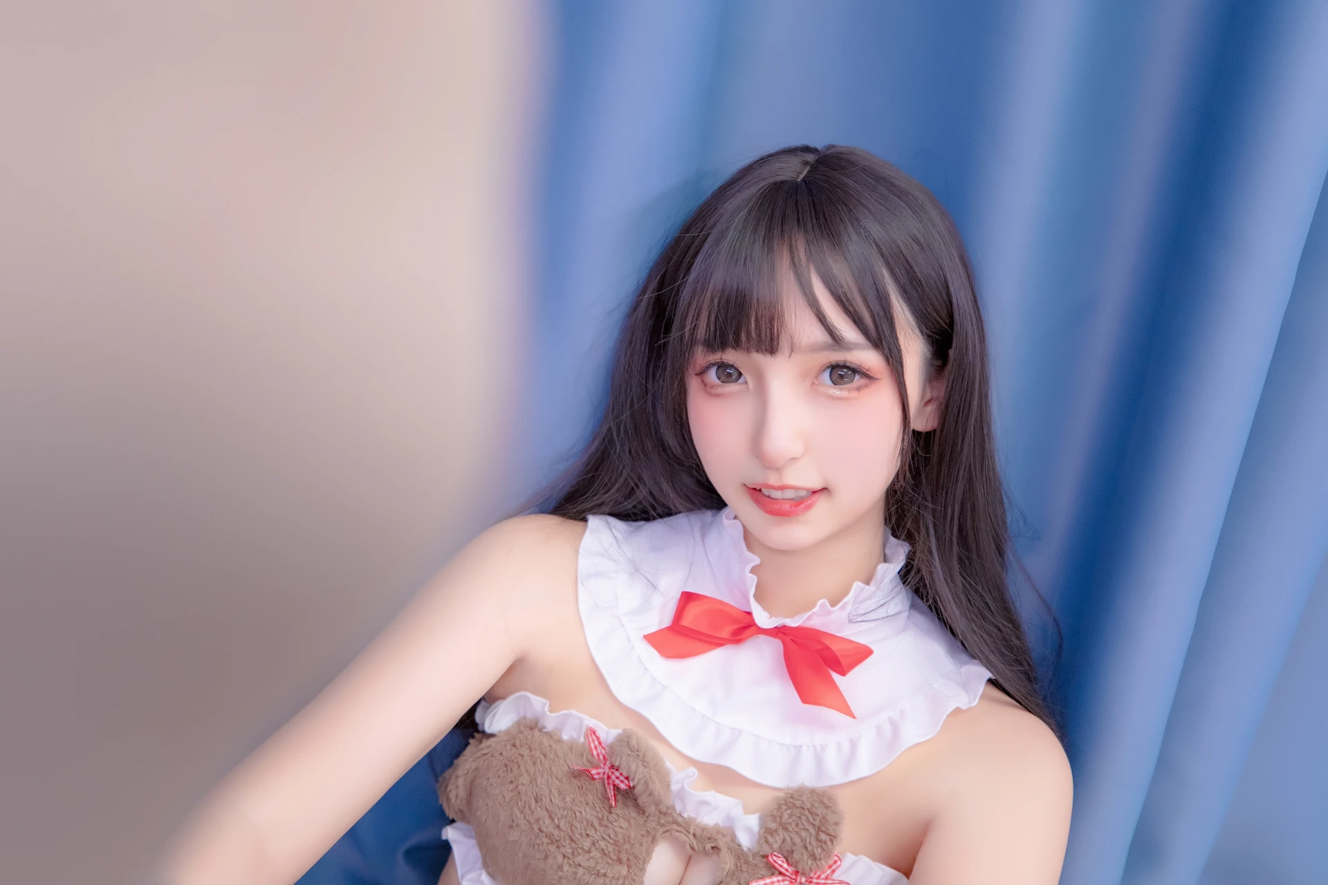 楽坂真冬 第四季 序号6：《熊少女》 [75P-263MB]内衣, 灰丝, 神楽坂真冬, 美腿, 美足