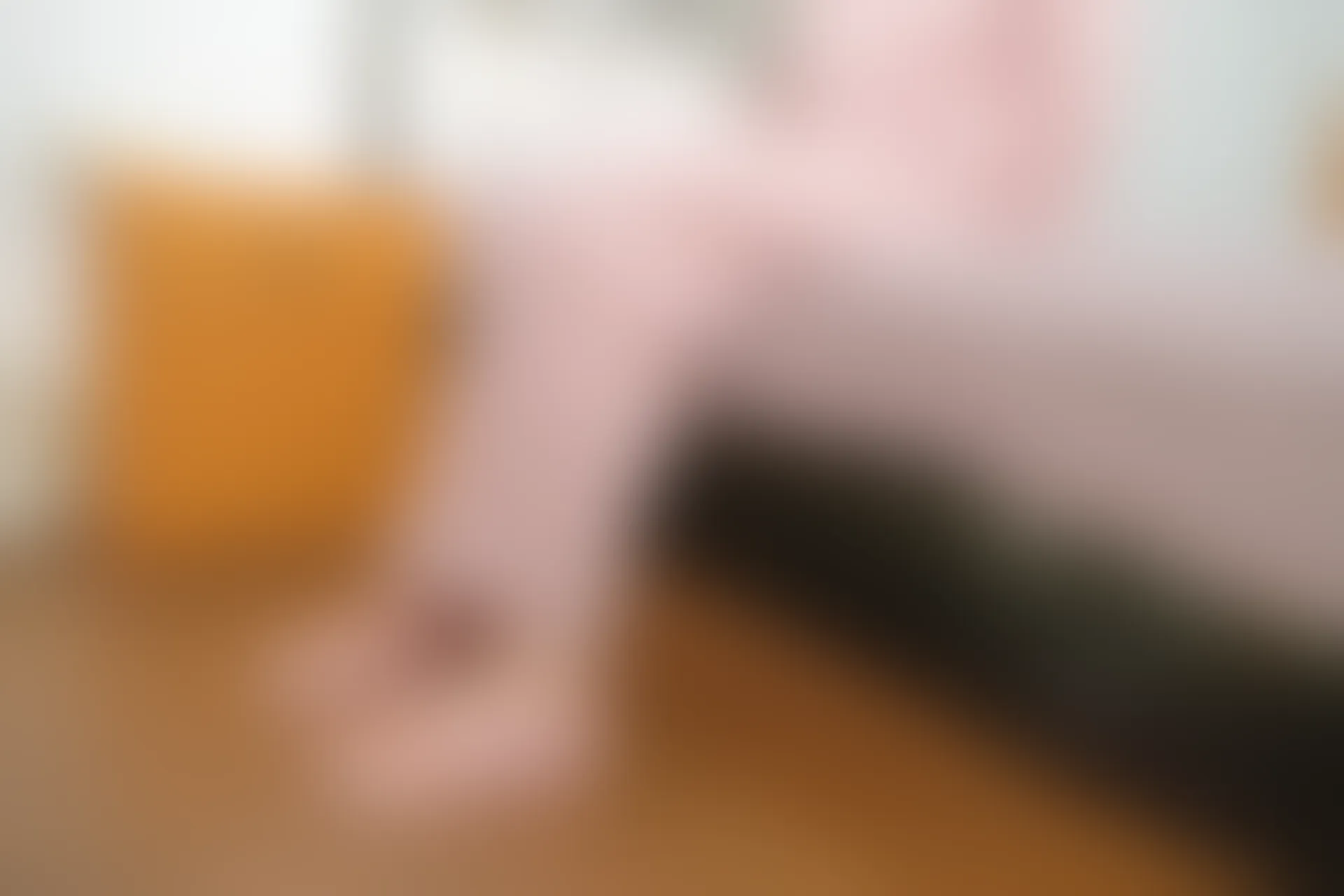 森萝财团 有料-49 双马尾居家 护手霜+果足 [81P1V-3.1G]双马尾, 护手霜, 有料, 果足, 森萝财团, 美腿, 美足