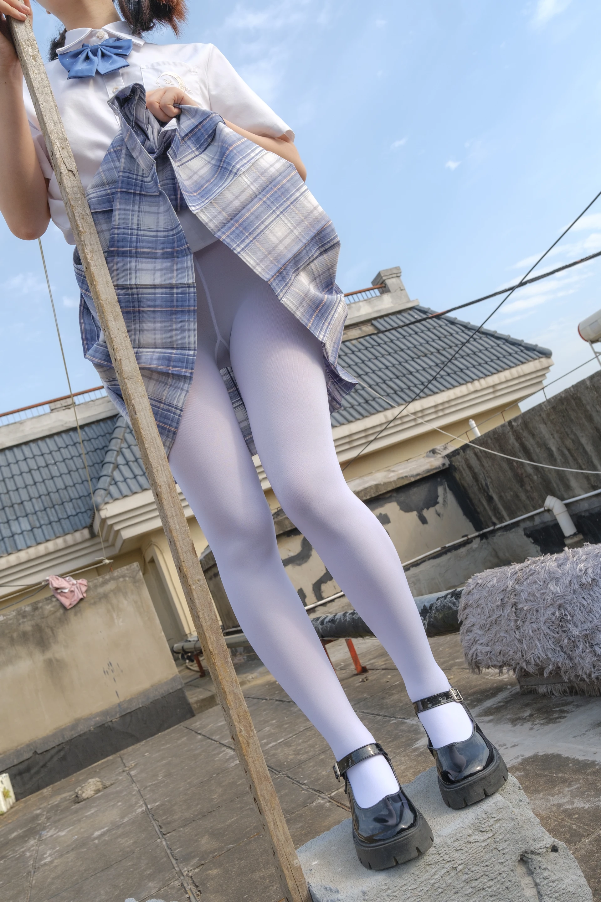 森萝财团 月下-05 小夜 白丝 真空80D JK制服 [74P1V-2.04GB]