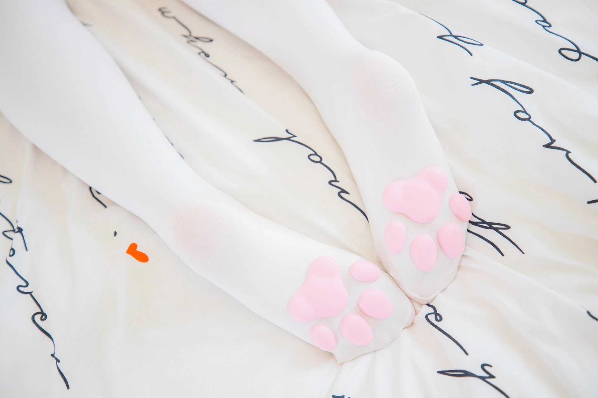 神楽坂真冬 第三季 序号10：《おかえり》猫脚女仆 [150P2V-543MB]内衣, 双马尾, 女仆, 白丝, 睡衣, 神楽坂真冬, 美腿, 美足, 黑丝