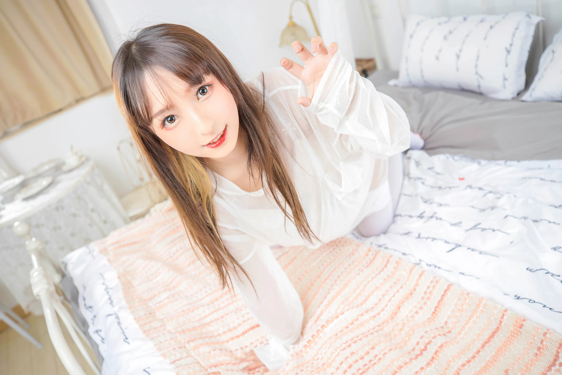 神楽坂真冬 第三季 序号10：《おかえり》猫脚女仆 [150P2V-543MB]内衣, 双马尾, 女仆, 白丝, 睡衣, 神楽坂真冬, 美腿, 美足, 黑丝