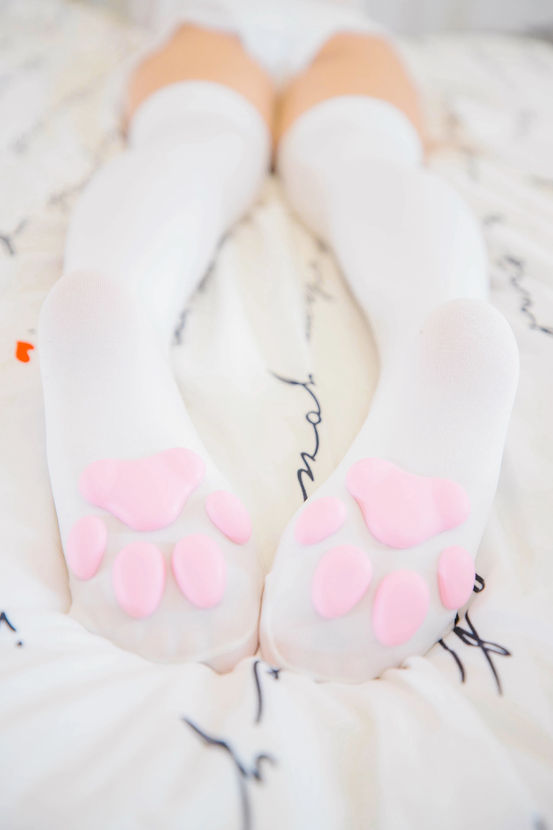 神楽坂真冬 第三季 序号10：《おかえり》猫脚女仆 [150P2V-543MB]内衣, 双马尾, 女仆, 白丝, 睡衣, 神楽坂真冬, 美腿, 美足, 黑丝