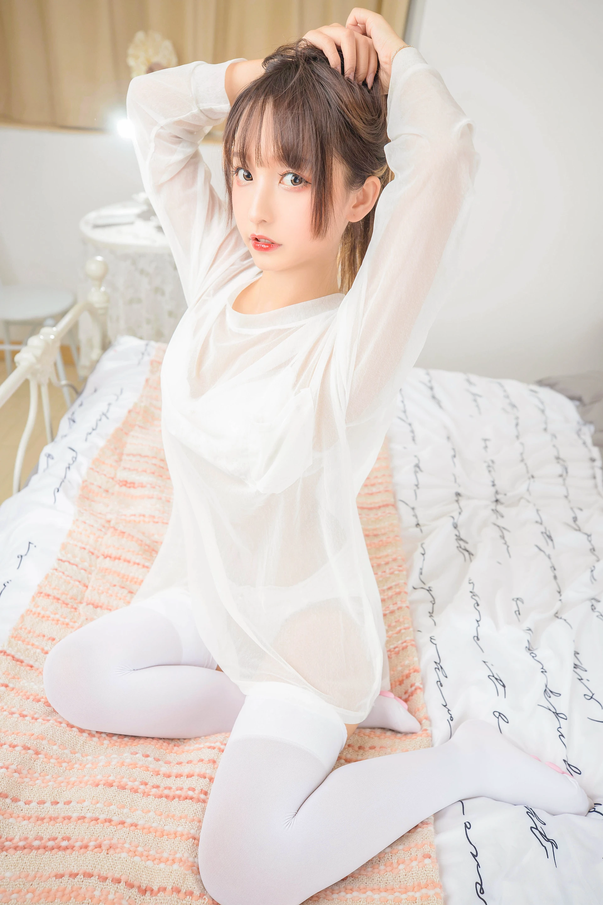 神楽坂真冬 第三季 序号10：《おかえり》猫脚女仆 [150P2V-543MB]内衣, 双马尾, 女仆, 白丝, 睡衣, 神楽坂真冬, 美腿, 美足, 黑丝