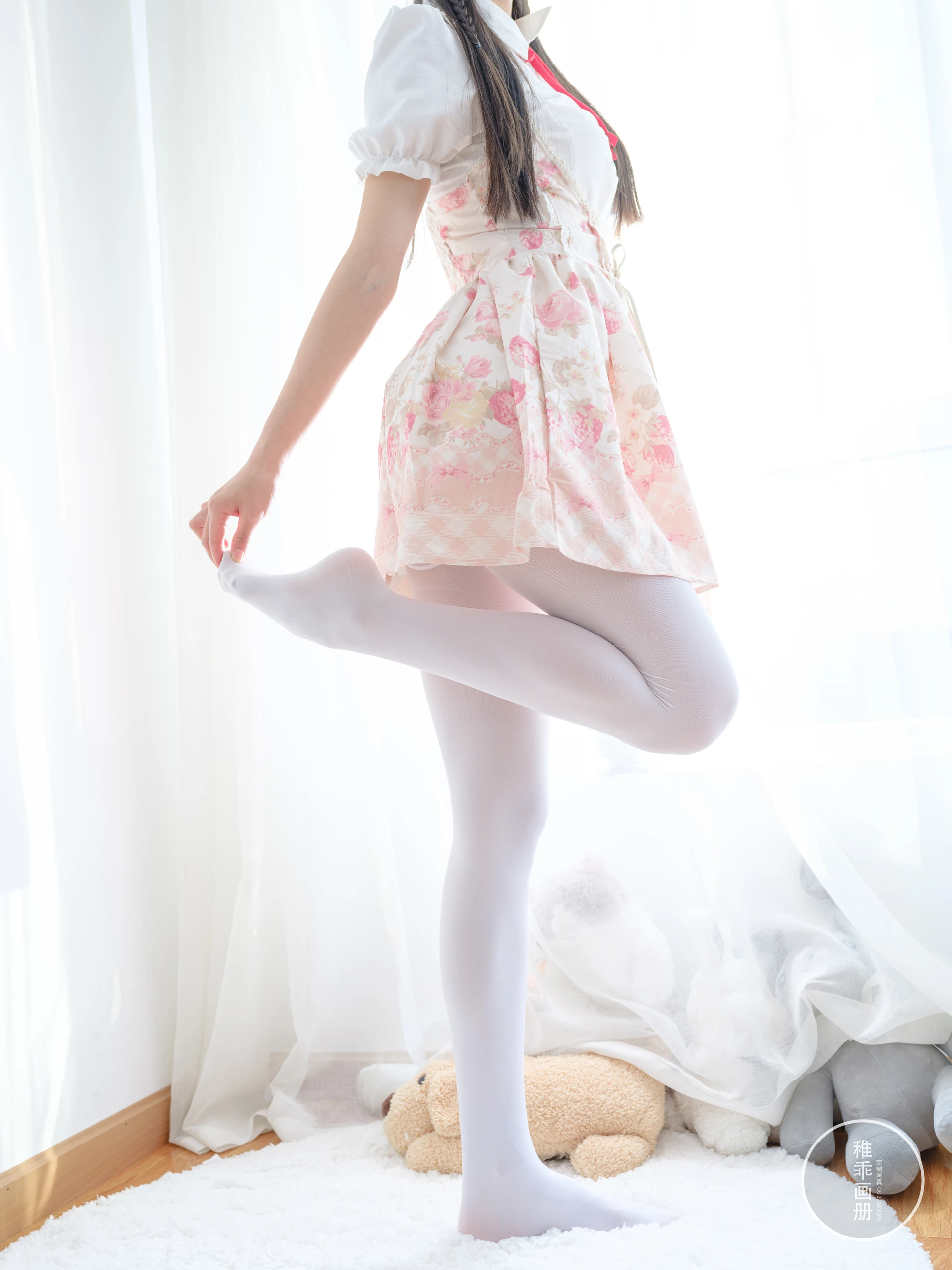 稚乖画册 晴空-07 赤西夜夜 双马尾白丝粉色JK 一亿像素 [81P1V-3.54GB]JK制服, 双马尾, 可爱, 晴空, 白丝, 稚乖画册, 美腿, 美足, 赤西夜夜