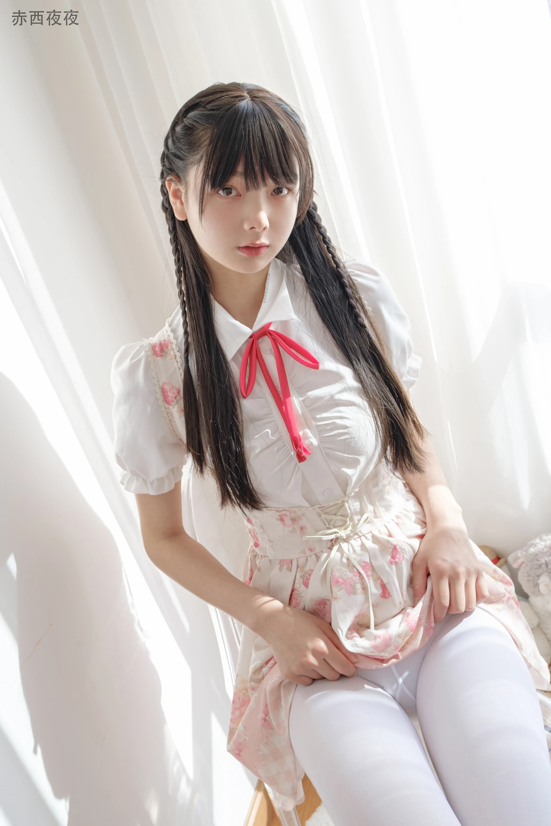 稚乖画册 晴空-07 赤西夜夜 双马尾白丝粉色JK 一亿像素 [81P1V-3.54GB]JK制服, 双马尾, 可爱, 晴空, 白丝, 稚乖画册, 美腿, 美足, 赤西夜夜